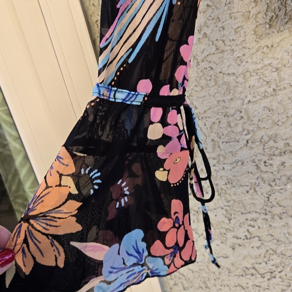 Free People Of Paradise Long Sleeve Floral Blouse - Picture 5 of 8